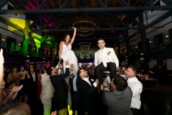 Wedding trends include the focus on dancing