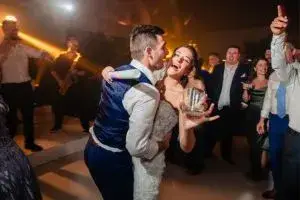 wedding couple dancing