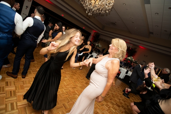mother and daughter dance floor wedding songs for mother and daughter